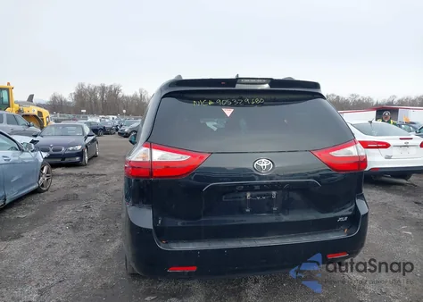 2018 Toyota Sienna Xle from USA, damaged, VIN 5TDYZ3DC0JS924709